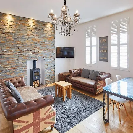 Apartment Host & - Boutique Balcony